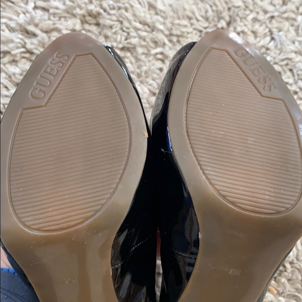 Guess Heels - Picture 2 of 6